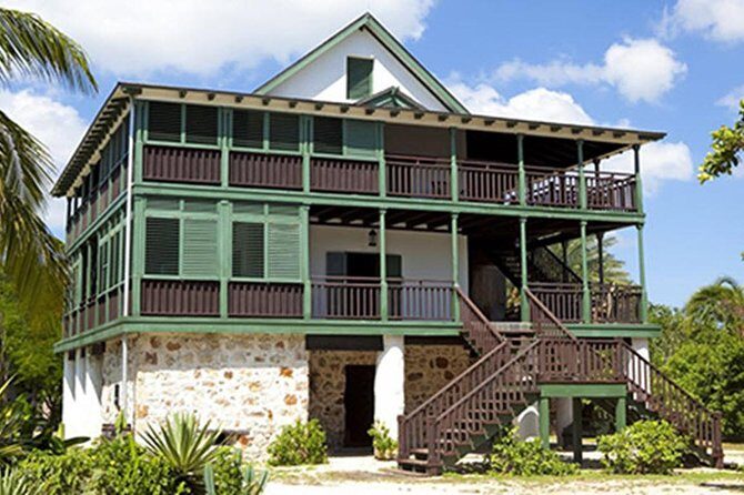 East End Activities and Tour in Grand Cayman - Pedro St. James National Historic Site: Castle Grounds With a Visitor-Friendly Pace