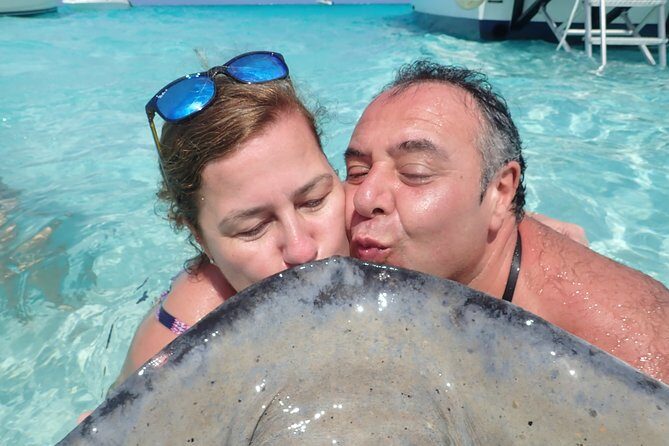 Grand Cayman Half-Day Private Charter - Rowing Around the Coast: What the Skipper Adds