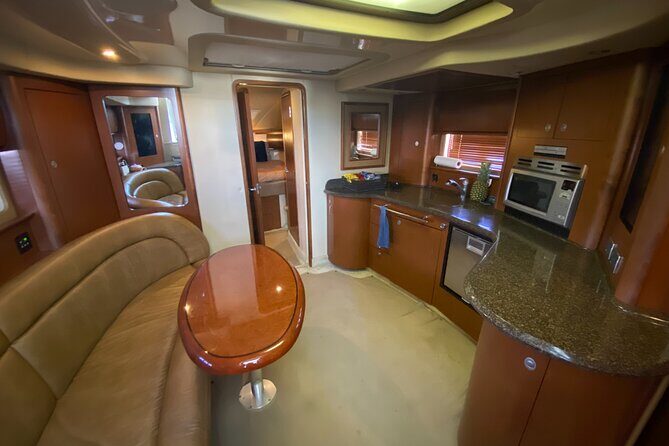 Half Day Private Tour with Jet Ski Experience in Cayman Island - From Cayman Islands Yacht Club to the SeaRay Sundancer
