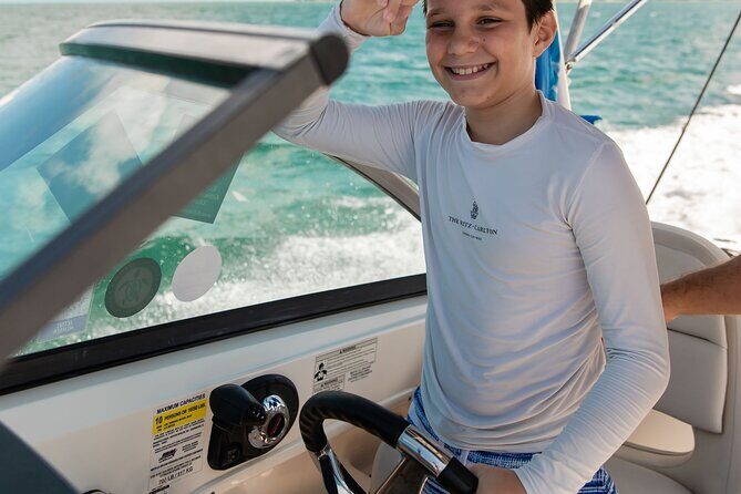 Private boat charter in Grand Cayman - Should You Book Barefoot Charters for Grand Cayman?