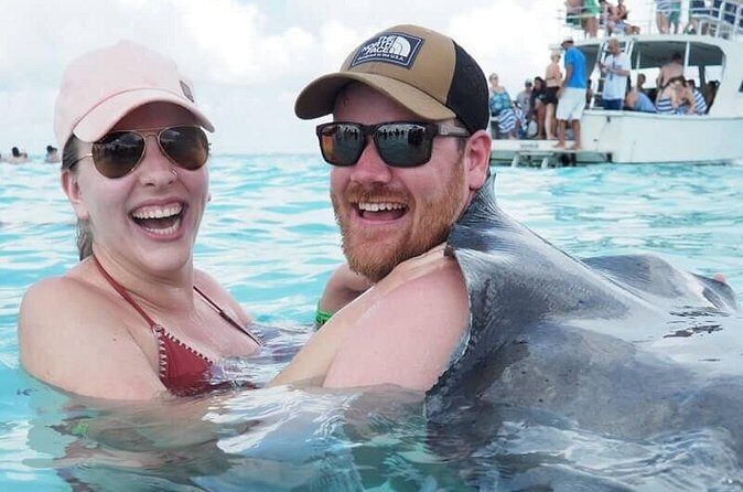 Stingray City and Coral Gardens - Guides, boats, and group size: the difference between rushed and relaxed