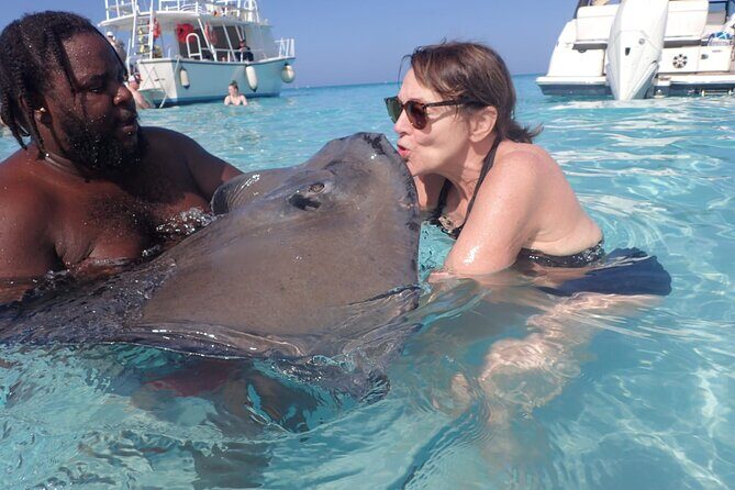 Stingray City, Star fish Point and Snorkeling Private Boat Tour - Private boat vs bigger boats: why the day can feel smoother