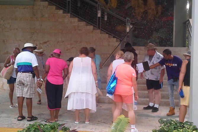 West Bay Sightseeing Tour Plus Seven Mile Beach Visit - Getting on the Bus: North Terminal, A/C Comfort, and Local-Time Heads-Up